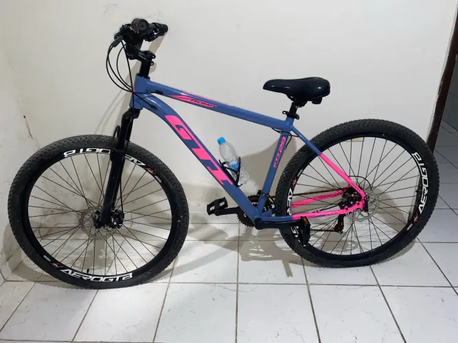 BIKE GTI ARO 29 - usada poucas vezes. 
