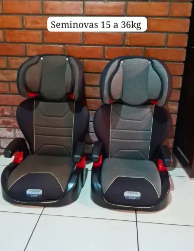 2 cadeiras Burigotto Protege reclináveis 15 a 36kg 