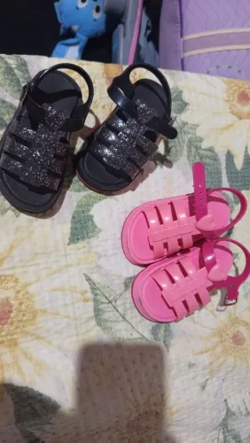 ? DESAPEGO - SANDALINHAS INFANTIS ?