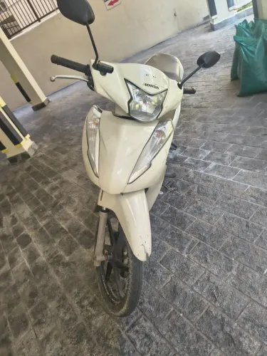 Honda biz 2017 única dona LEIA DESCRIÇÃO 
