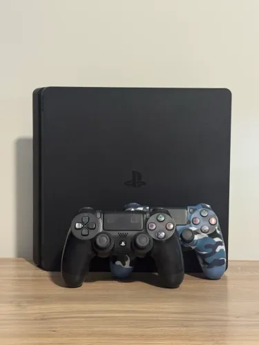 Ps4 slim 1tb + 2 controles e jogos