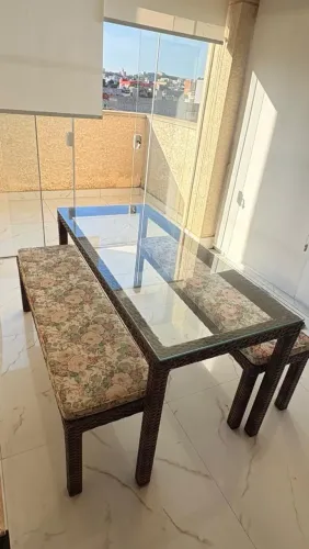 Mesa de vidro para área Gourmet 