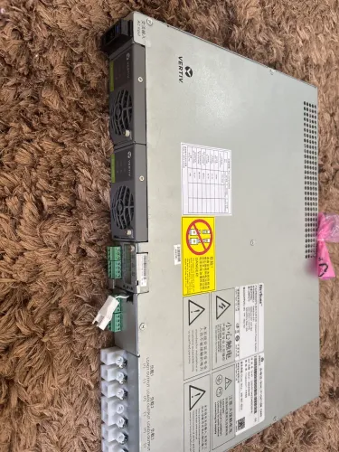 Fonte Retificadora Emerson Vertiv Netsure 531 A31-s4 75a -48 110v/220v