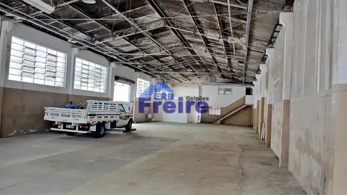 Área fabril 500m² Entrada p/ Caminhão Bairro Taboão / Suisso / Vl. Santa Luzia
