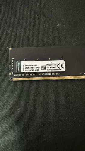 Memória RAM Kingston 4GB DDR4 2666MHz para PC Desktop