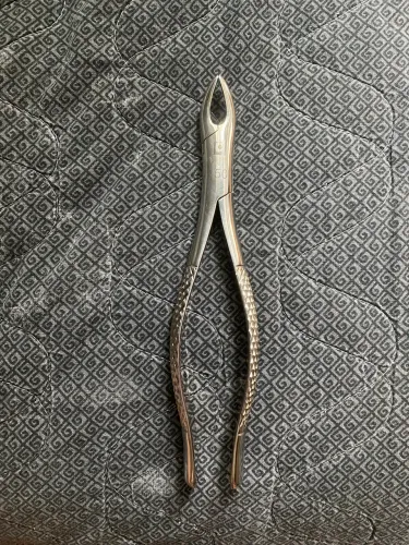 Alicate de extração n°150 da quinelato, usado poucas vezes e em perfeito estado