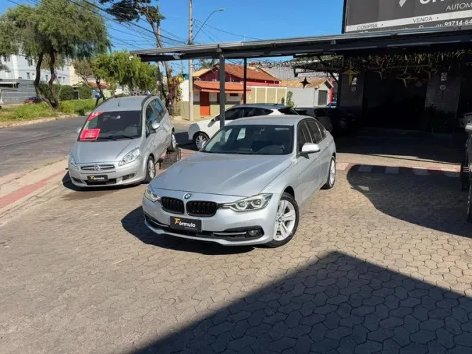BMW 320I A 2.0 Turbo/activeflex 16V 184cv 4P 2017