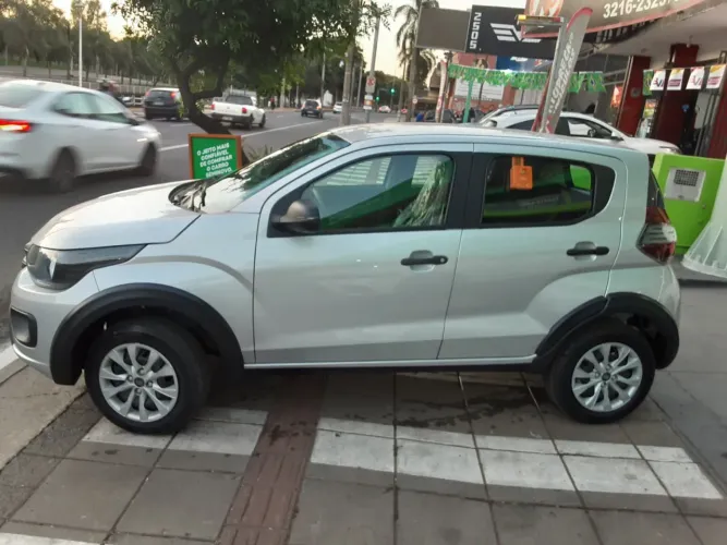 Fiat Mobi Like 1.0 Fire Flex 5P. 2025