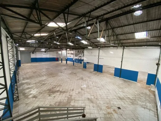 Galpão com 1.000m² na Av Jeronimo de Camargo para locação