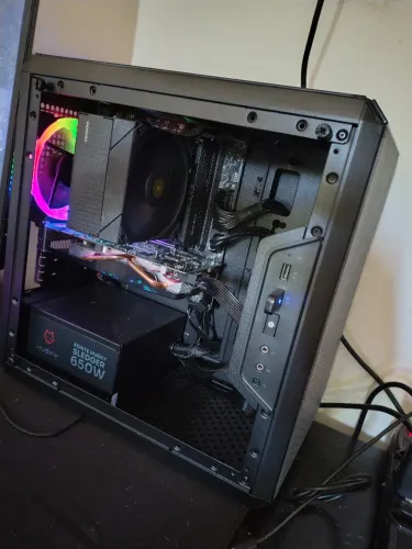 Computador Pessoal SEM A Placa de Vídeo