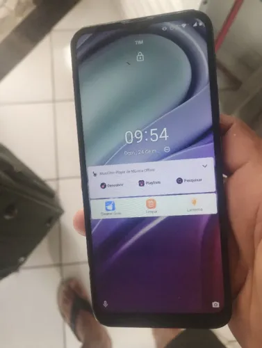 Vendo um celular MoTo g 20