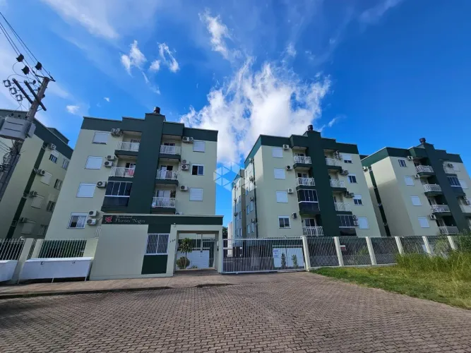 Apartamento mobiliado com 2 dormitórios próximo a UNISC!