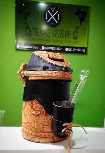 Garrafa inox 2,5 litros revestida com couro 