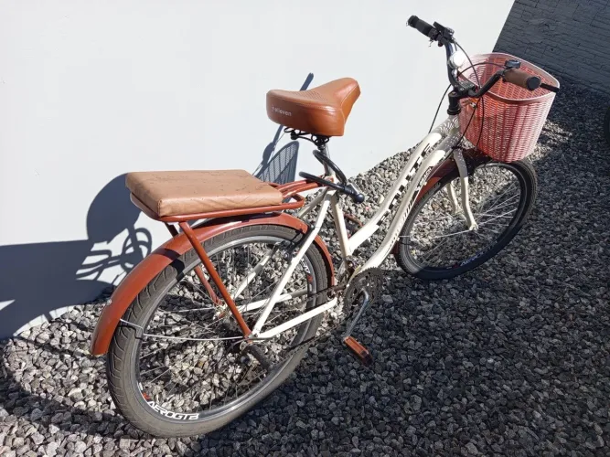 Vendo bicicleta aro 26 modelo urbano