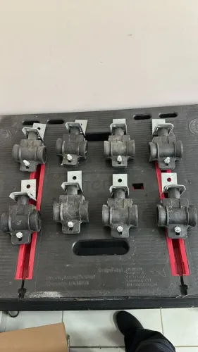 Kit 8 Suportes Dielétricos Cônicos Duplos para Fibra Óptica