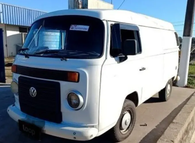 Volkswagen Kombi Furgão 1.4 MI Total Flex 8V 2010