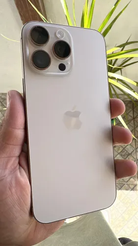 Iphone 16 PRO MAX 256gb amarelo