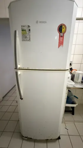 Geladeira FostFree Duplex Bosh