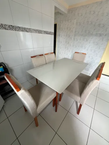 Mesa 6 cadeiras