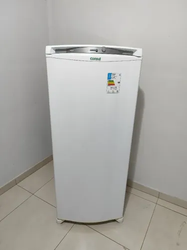 Freezer vertical Consul 6 gavetas
