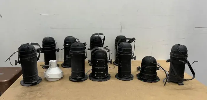 Kit com 11 Luminárias Estilo Industrial Tipo Canhão PAR - Usadas