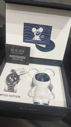 Bulova Lunar Pilot Edição Especial Limitada Original + Boneco Colecionável - Novo