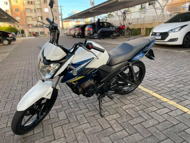 MOTO NOVA, FZ 150.