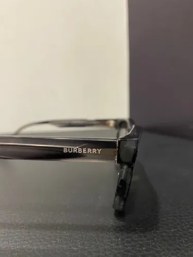 Óculos de sol BURBERRY 