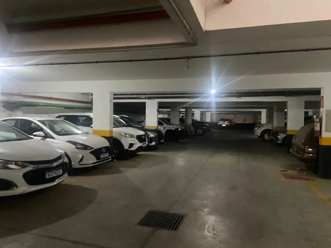 Estacionamento comercial coberto à venda - 54 vagas, em bairro Chácara - Betim.