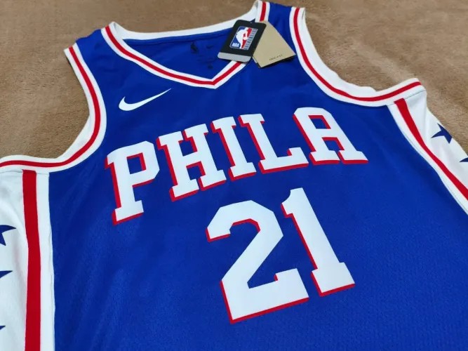 REGATA NIKE JAMES HARDEN PHILADELPHIA 2024/25 ICON EDITION ORIGINAL NOVA LEIA DESCRIÇÃO
