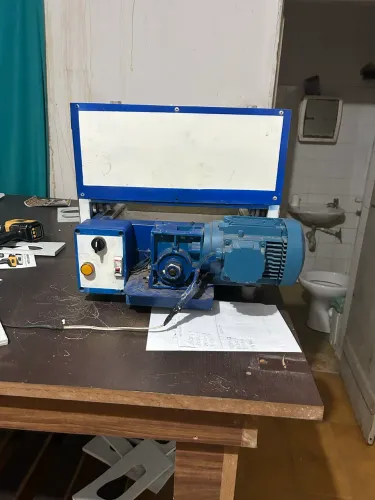Máquina de cortar chinelo automática