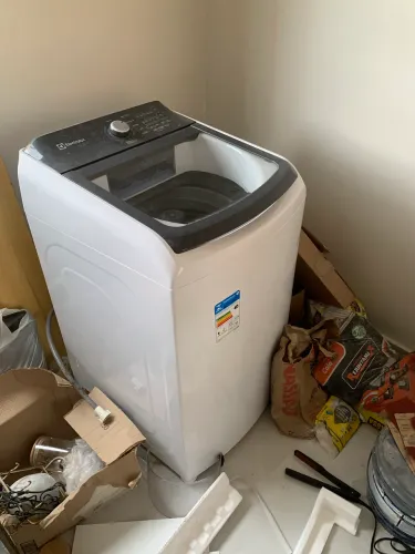 Máquina de lavar roupas Eletrolux 14kg