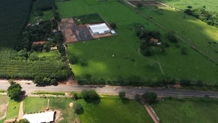 VENDO ÁREA 31.765.7526km² de frente pra Rodovia SP-310 NEVES PAULISTA