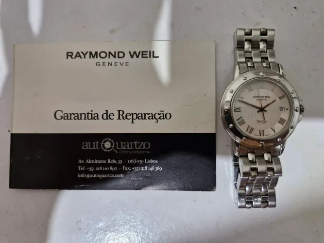 Relógio Raymond Weil coleção tango com vidro de safira
