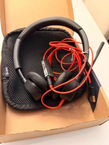 Fone de ouvido Poly blackwire 3325