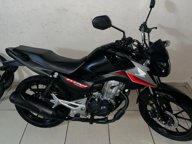 Honda CG Titan 160 2025 ABS - Preta - 18.000 km