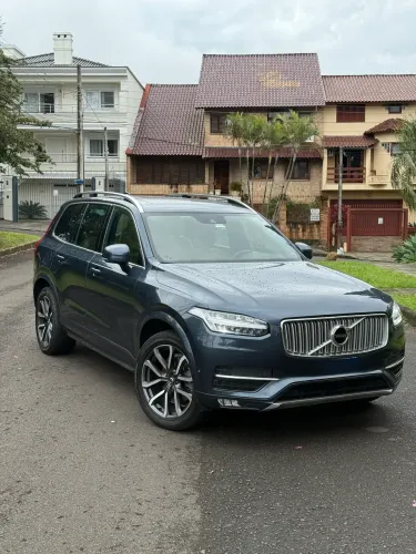 Volvo XC 90 D-5 Momentum 2.0 235cv Diesel 5P 2018