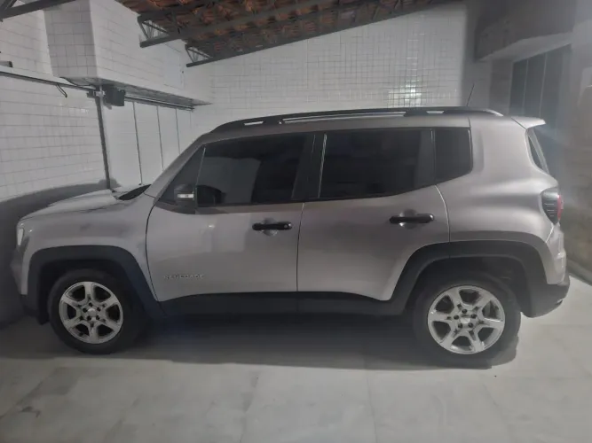 Jeep Renegade Sport T270 1.3 TB 4X2 Flex Aut. 2023