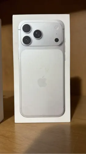 iPhone 17 pro Max 