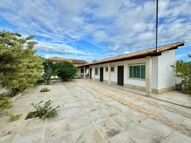 Casa em Condomínio Pernambuca