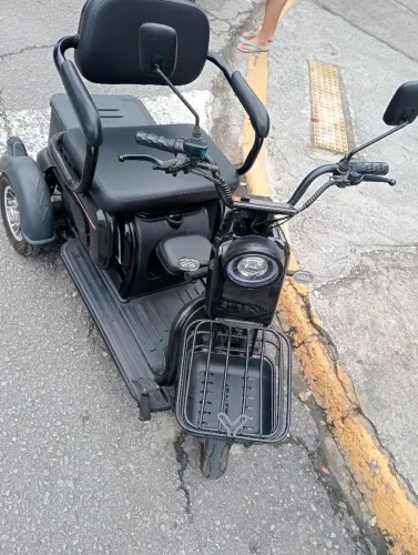 Triciclo elétrico 1.000W