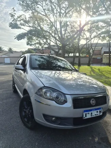 Fiat Siena HLX 1.8 MPI Flex 8V 4P 2008