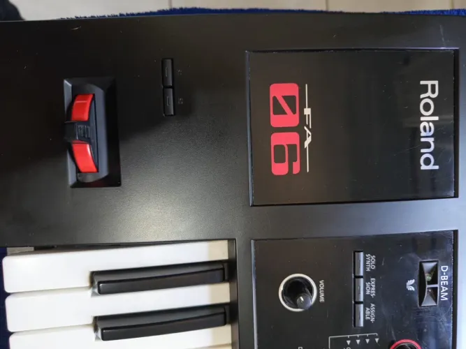 Roland FA06