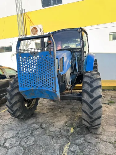 TRATOR T6 110