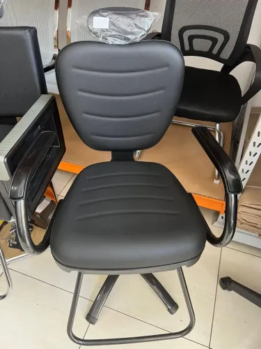 Cadeira para salão cabeleireiro e barbearia 