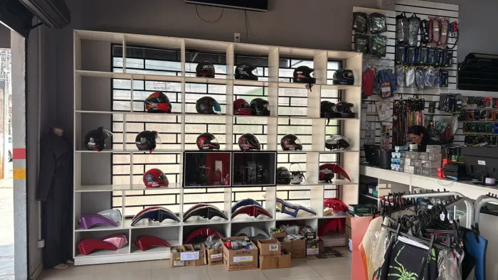 Prateleira para loja em MDF