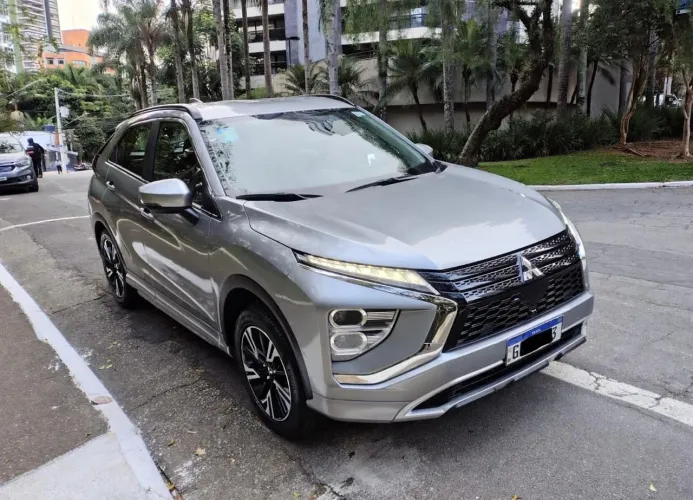 Mitsubishi Eclipse Cross HPE 1.5 16V 165cv AUT 2024