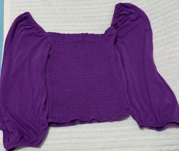 blusa roxa de Lastex tamanho m