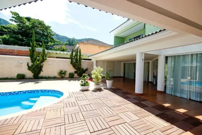 Casa Tríplex 540m2 composta com 5 quartos no Quality Green - Recreio