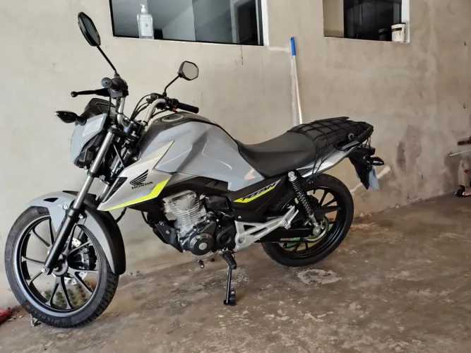 Honda Titan ABS 2026 cinza linda demais